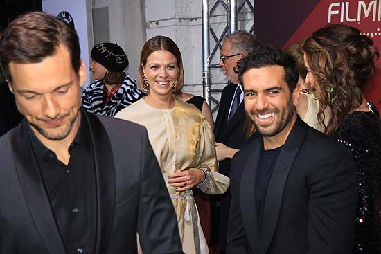 Florian David Fitz, Jessica Schwarz, Elias M'Barek auf dem Roten Teppich des Bayerischen Filmpreis 2019 am 17.01.2020 (©Foto: Martin Schmitz)